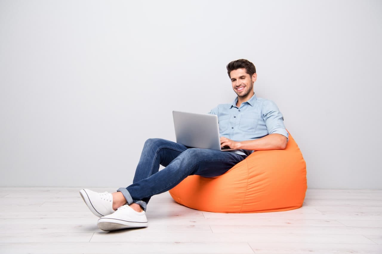 Collect Feedback on the Website as Guests Make a Reservation Collect Feedback on the Website as Guests Make a Reservation